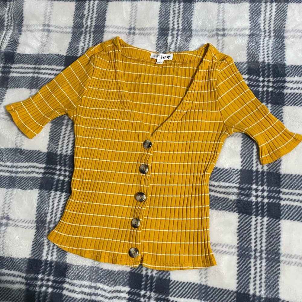 Tillys shirt